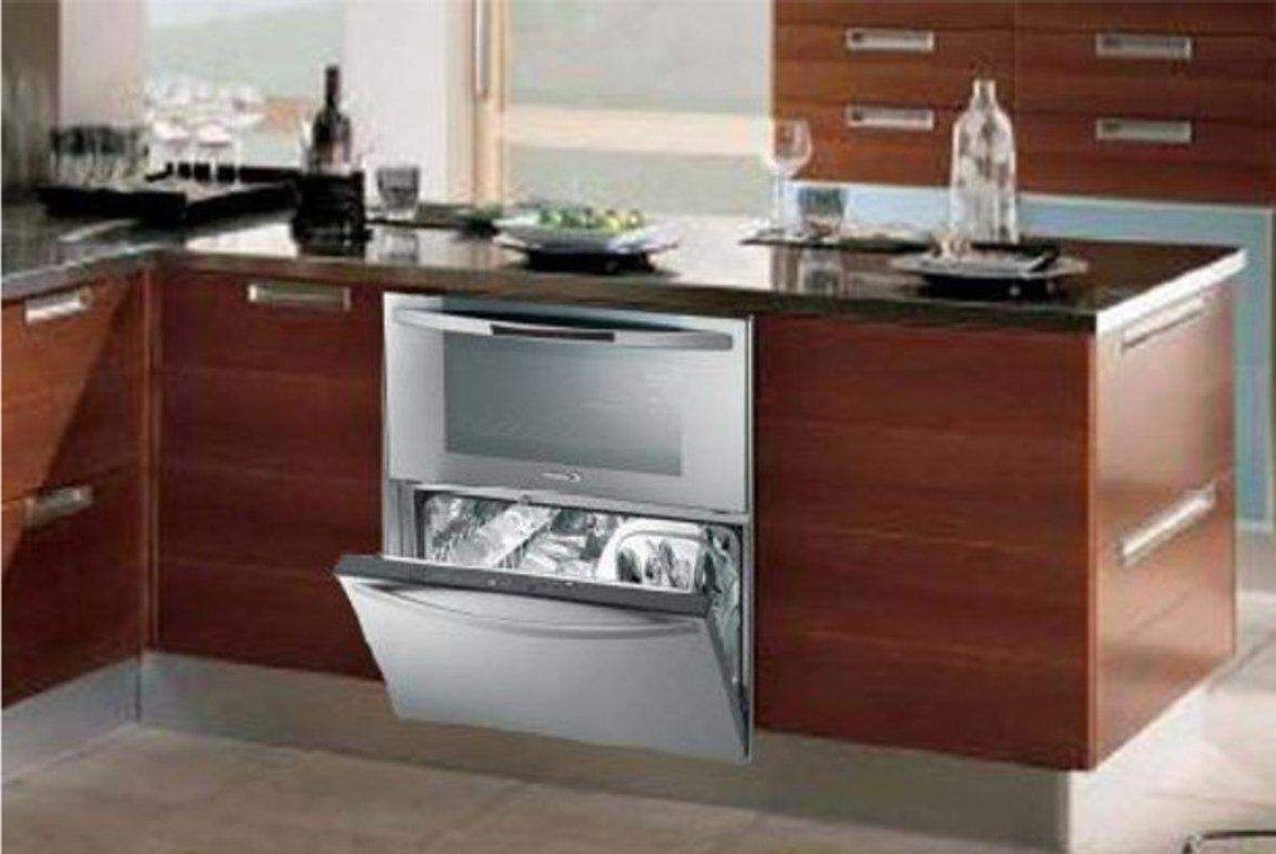 Reformas en cocinas pequeñas con electrodomésticos compactos - Reformas  Sarria Pedralbes